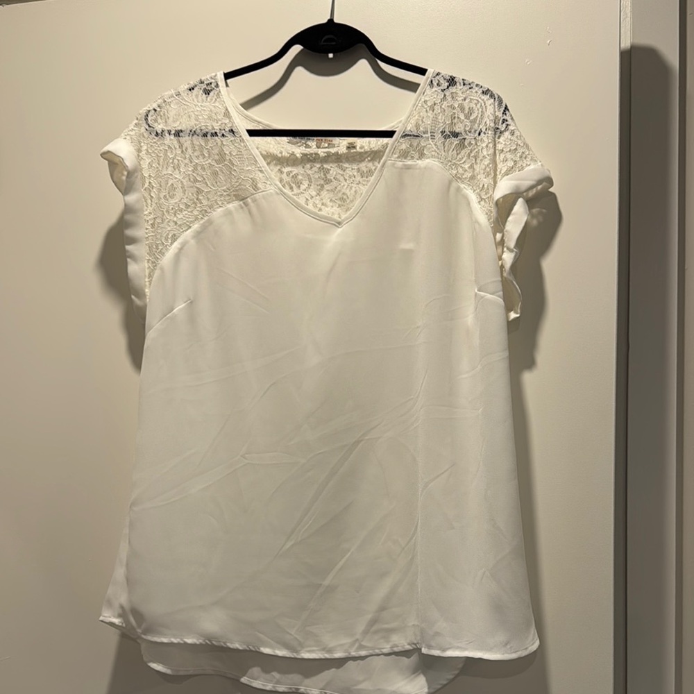 Dex White Asymmetrical Short Sleeve Blouse